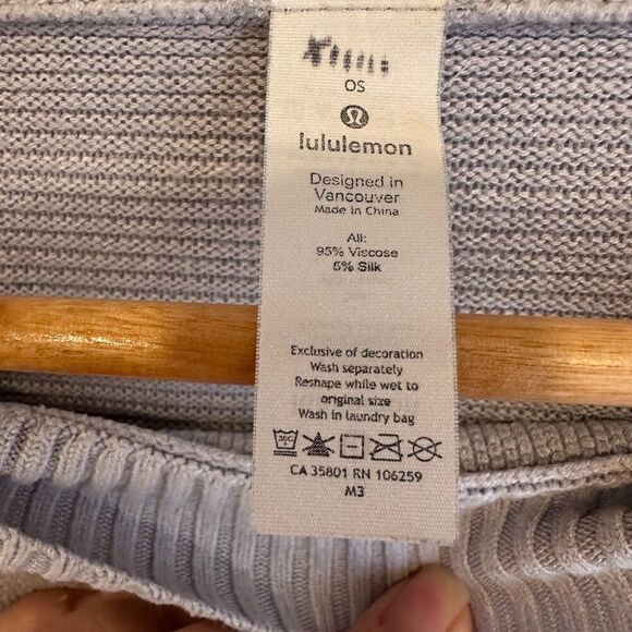 Lululemon Forward Flow Cape Silver Fox / Alpine White - Picture 8 of 8